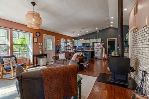 Tiny photo for 1912 S Orman Lane, Bloomfield, IN 47424 (MLS # 202612354)