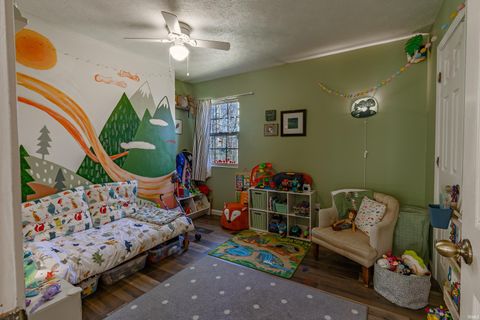 Tiny photo for 1912 S Orman Lane, Bloomfield, IN 47424 (MLS # 202612354)