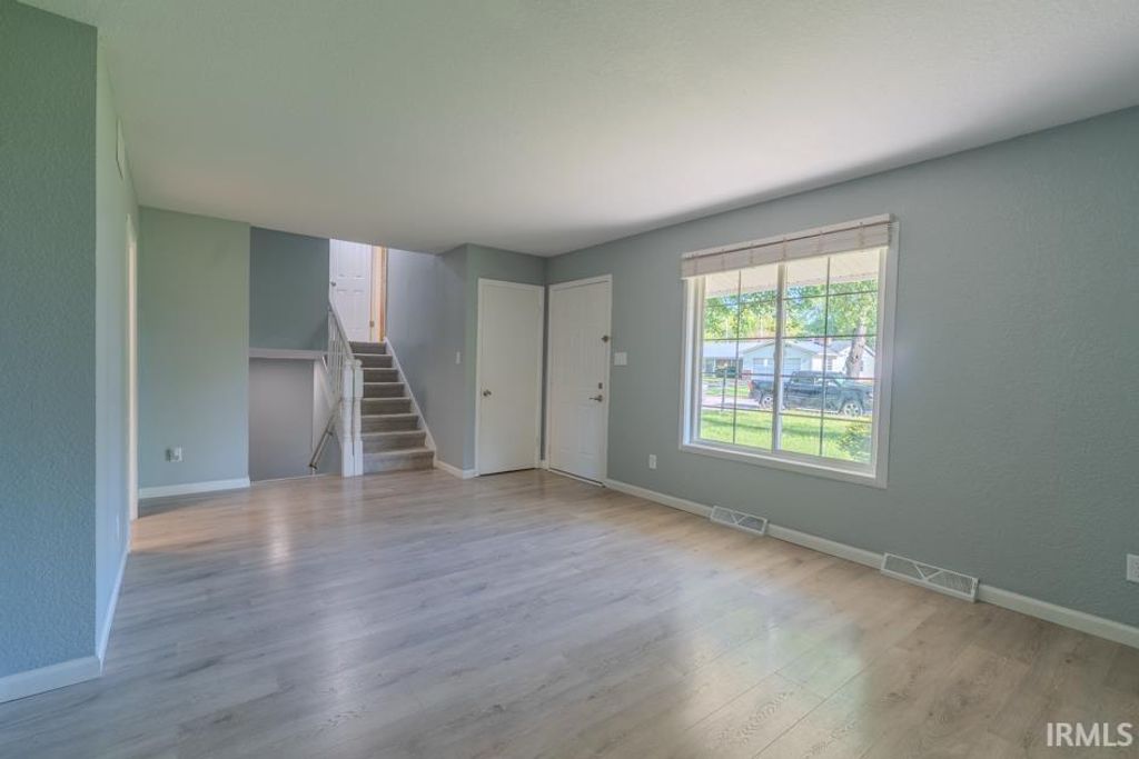 Photo of 4614 Willard Drive, Fort Wayne, IN 46815 (MLS # 202616864)