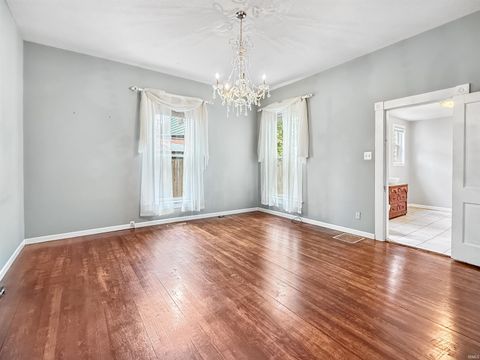 Tiny photo for 2026 Schuyler Avenue, Lafayette, IN 47904 (MLS # 202615738)