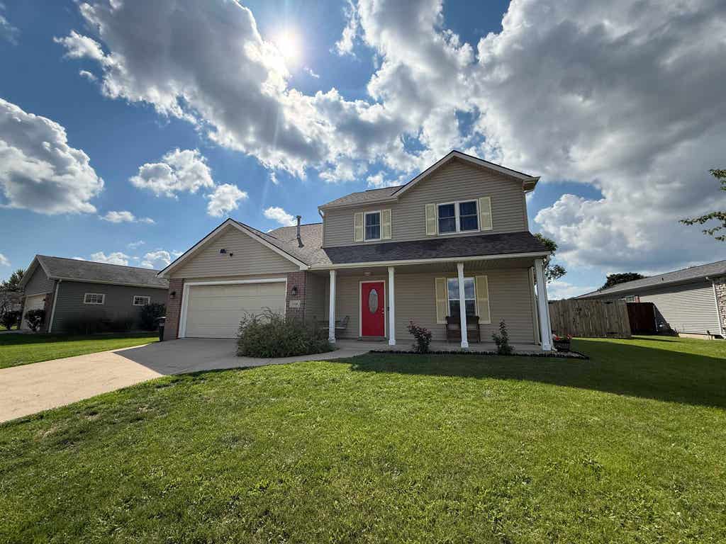 Photo of 1114 N Franklin Street, Garrett, IN 46738 (MLS # 202635324)