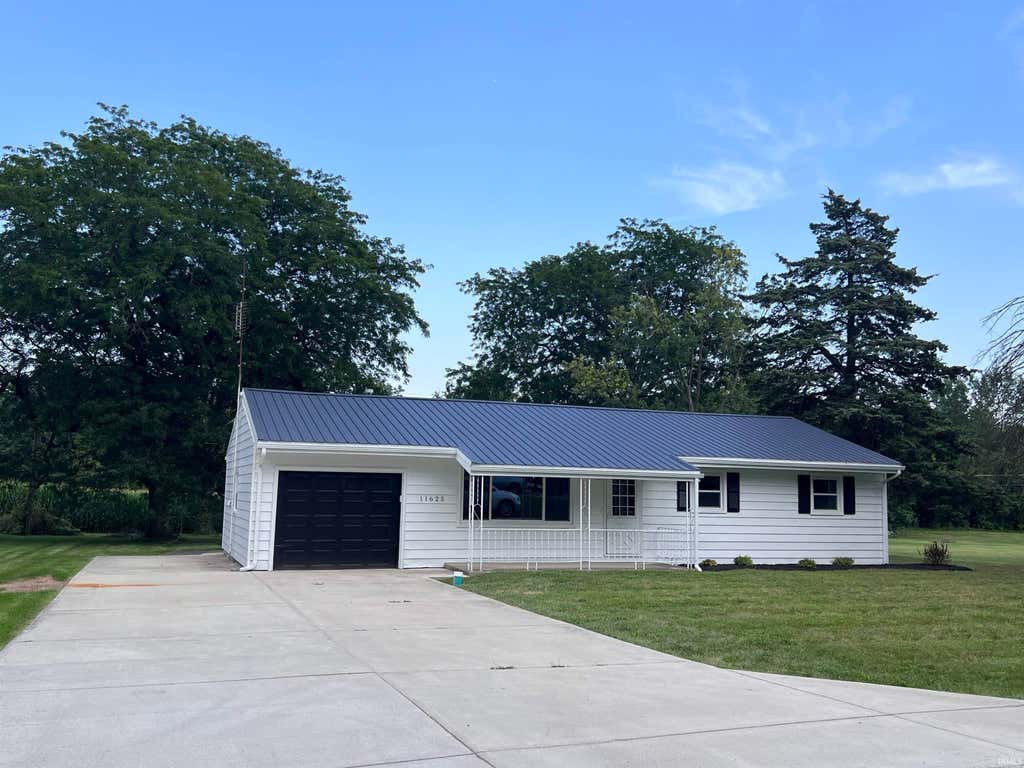 Photo of 11625 Brooklane Drive, Fort Wayne, IN 46819 (MLS # 202632515)