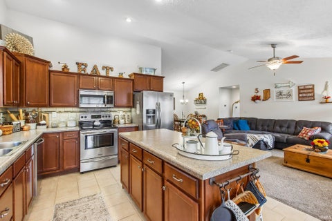 Tiny photo for 20 Kettle Court, Lafayette, IN 47905 (MLS # 202642971)