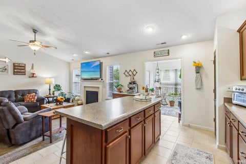 Tiny photo for 20 Kettle Court, Lafayette, IN 47905 (MLS # 202642971)