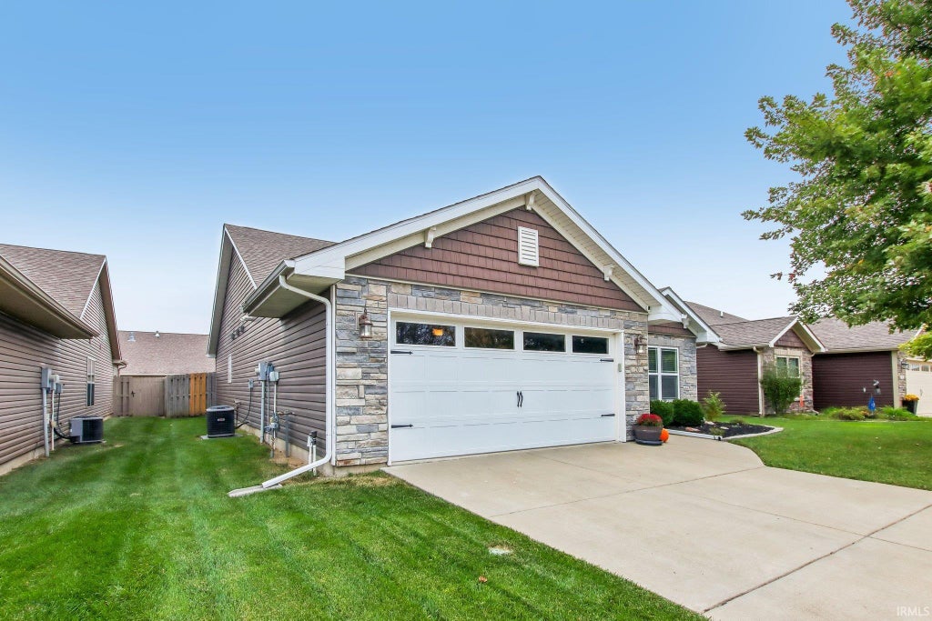 Photo of 20 Kettle Court, Lafayette, IN 47905 (MLS # 202642971)