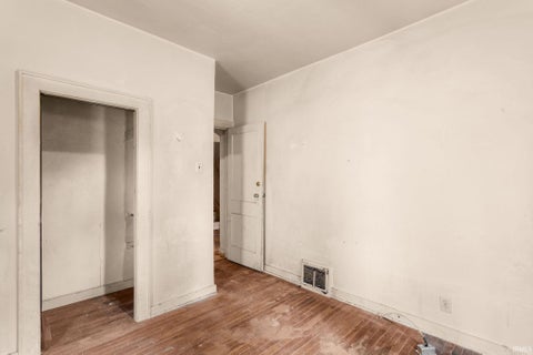 Tiny photo for 1617 E Bowman Street, South Bend, IN 46613 (MLS # 202635283)