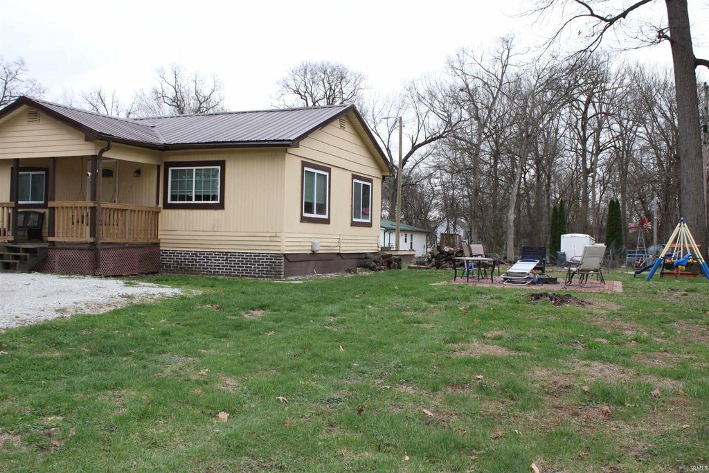 Photo of 5957 E Redwood Court, Monticello, IN 47960 (MLS # 202611791)