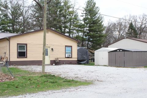Tiny photo for 5957 E Redwood Court, Monticello, IN 47960 (MLS # 202611791)