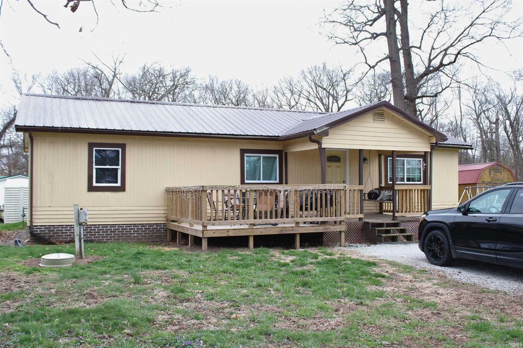 Photo of 5957 E Redwood Court, Monticello, IN 47960 (MLS # 202611791)