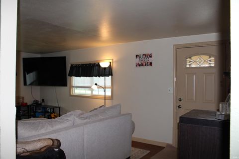 Tiny photo for 5957 E Redwood Court, Monticello, IN 47960 (MLS # 202611791)