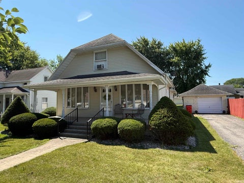 Tiny photo for 215 E Lyman Street, Francesville, IN 47946 (MLS # 202636340)