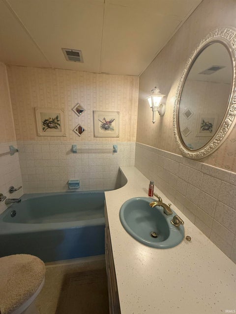 Tiny photo for 215 E Lyman Street, Francesville, IN 47946 (MLS # 202636340)