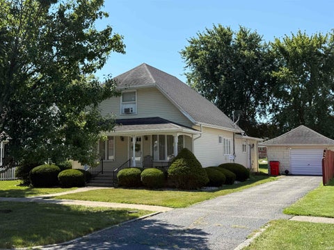 Tiny photo for 215 E Lyman Street, Francesville, IN 47946 (MLS # 202636340)