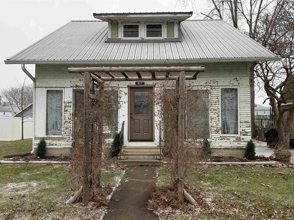 Photo of 417 Center Street, Berne, IN 46711 (MLS # 202601920)