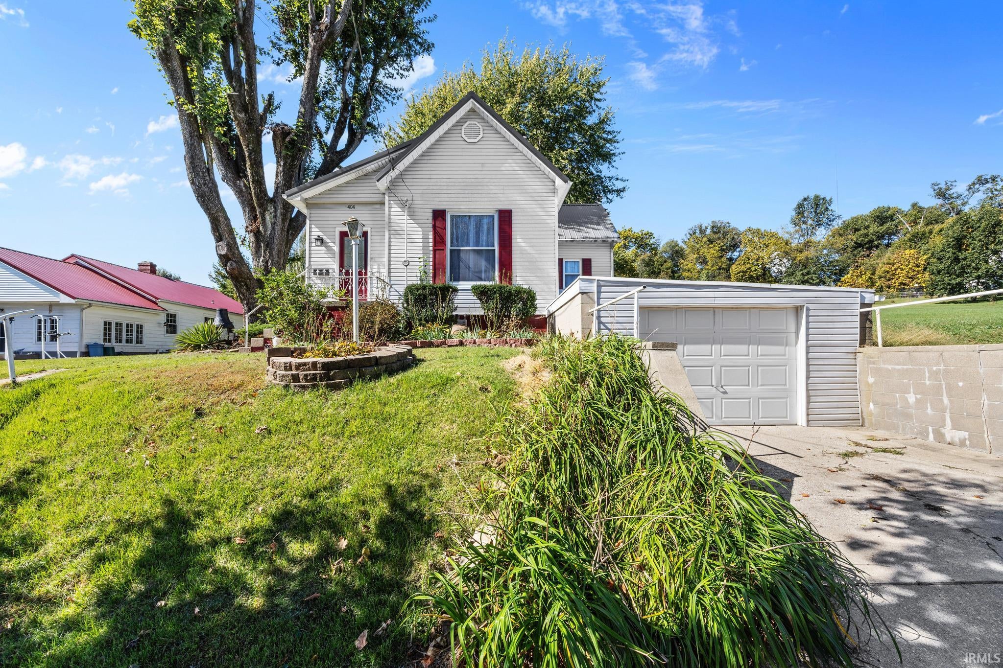 404 N Walnut Street