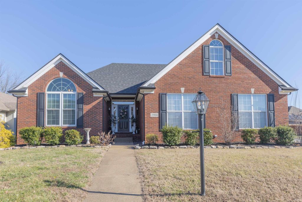 Photo of 2904 Laura Lynn Lane, Newburgh, IN 47630 (MLS # 202548262)