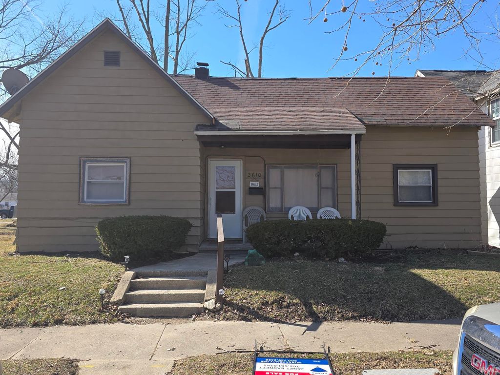 Photo of 2610 S Gallatin Street, Marion, IN 46953 (MLS # 202606646)