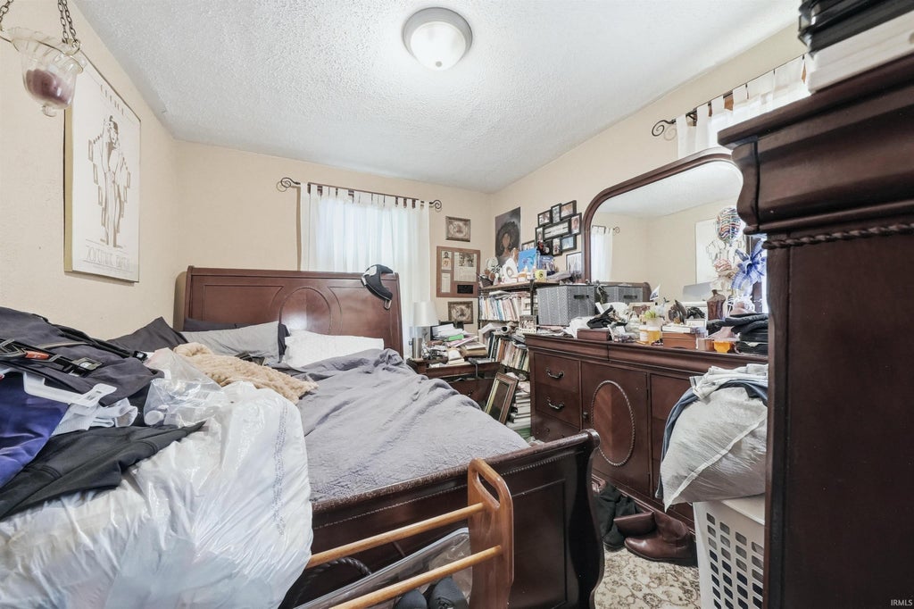 Photo of 2822 Central Drive, Fort Wayne, IN 46806 (MLS # 202631015)