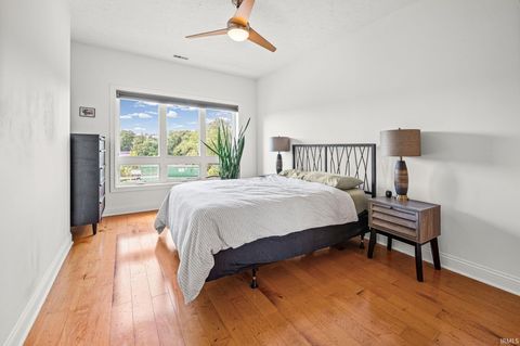 Tiny photo for 225 N 2nd Street #3B, Lafayette, IN 47901 (MLS # 202618618)