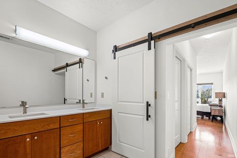 Tiny photo for 225 N 2nd Street #3B, Lafayette, IN 47901 (MLS # 202618618)