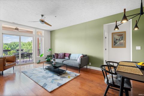 Tiny photo for 225 N 2nd Street #3B, Lafayette, IN 47901 (MLS # 202618618)