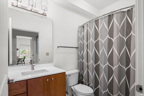 Tiny photo for 225 N 2nd Street #3B, Lafayette, IN 47901 (MLS # 202618618)