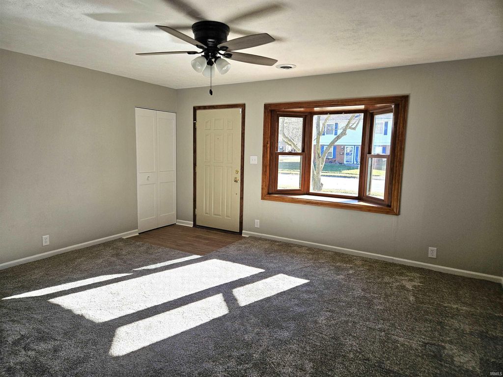 Photo of 1812 W Riga Avenue, Marion, IN 46952 (MLS # 202546283)