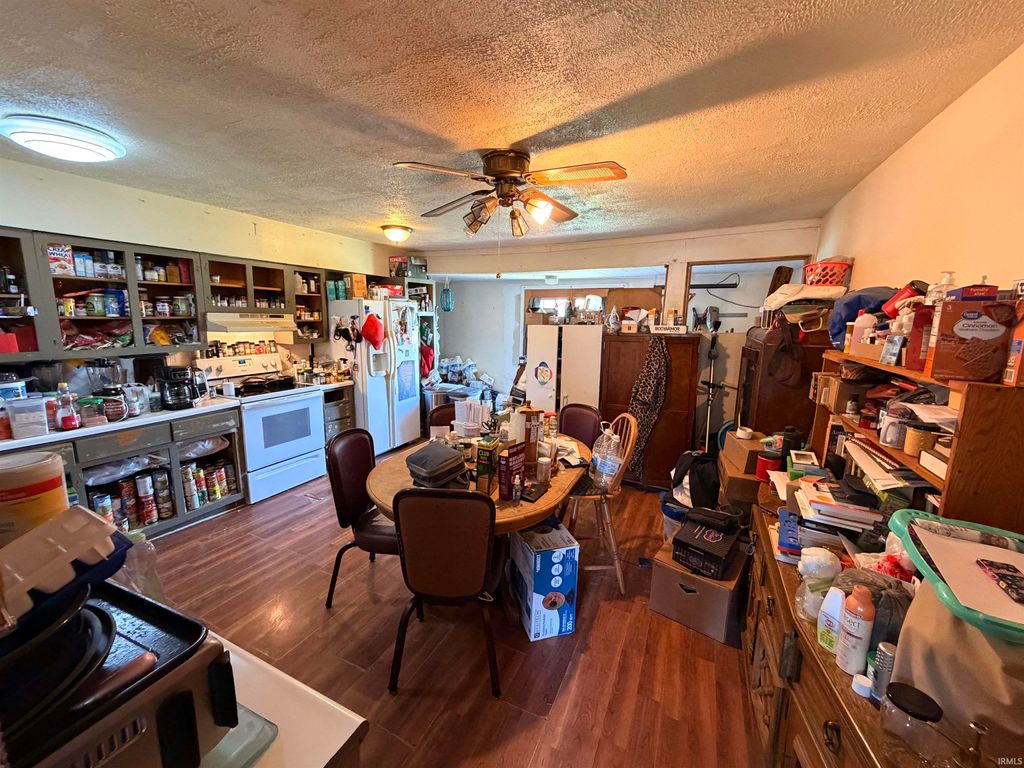 Photo of 205 E Washington Street, Loogootee, IN 47553 (MLS # 202614033)