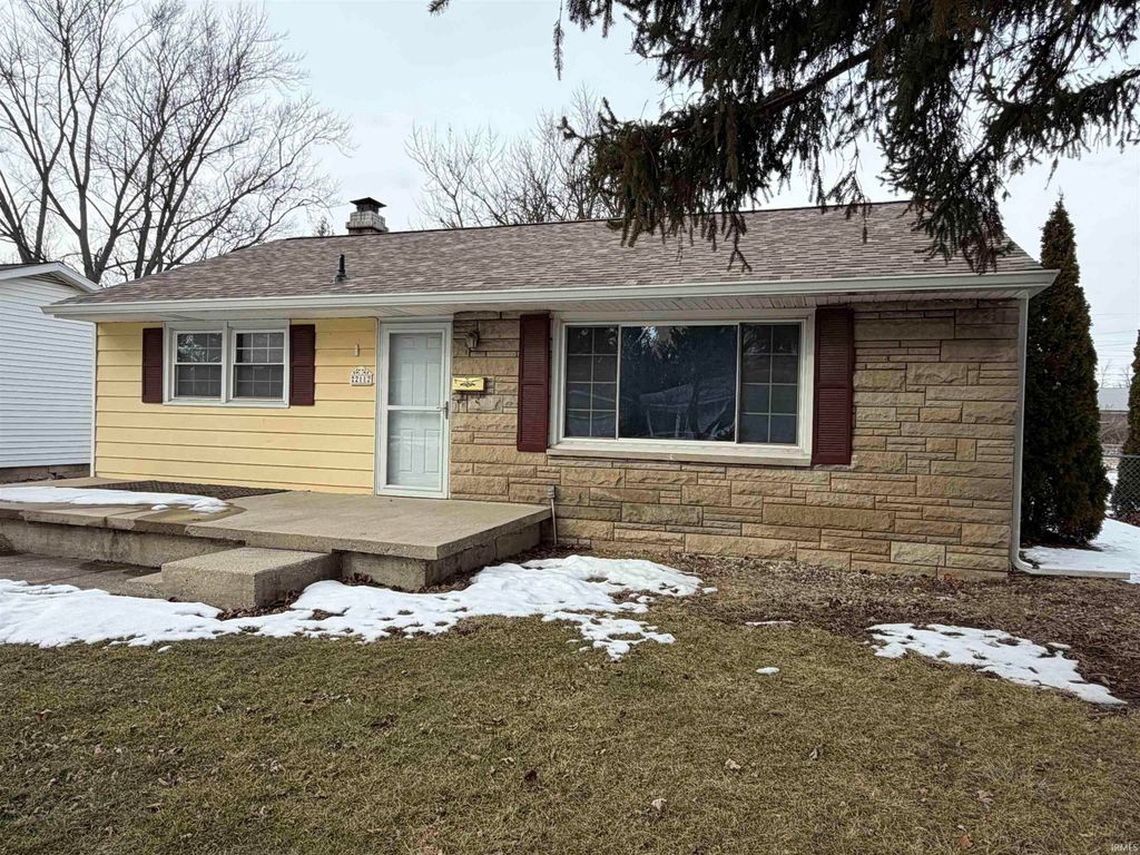 Photo of 2112 W 6th Street, Marion, IN 46953 (MLS # 202604689)