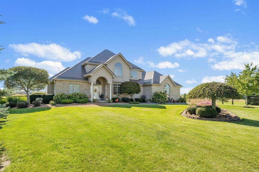 Photo of 3558 Braveheart Circle, Auburn, IN 46706 (MLS # 202641521)
