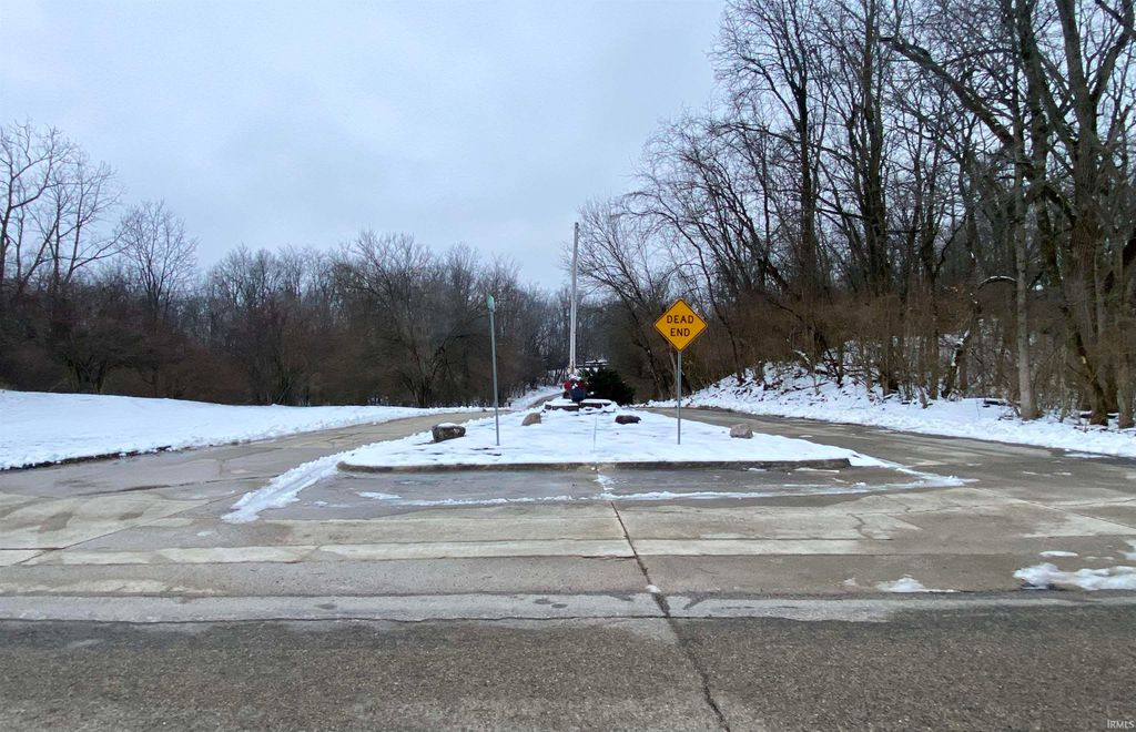 Photo of 0 N Summerhill Drive #1, Albany, IN 47320 (MLS # 202604327)