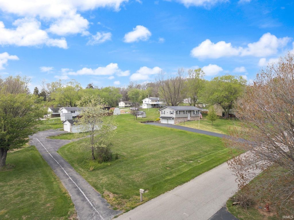 Photo of 1155 E Smith Circle, Paoli, IN 47454 (MLS # 202612807)