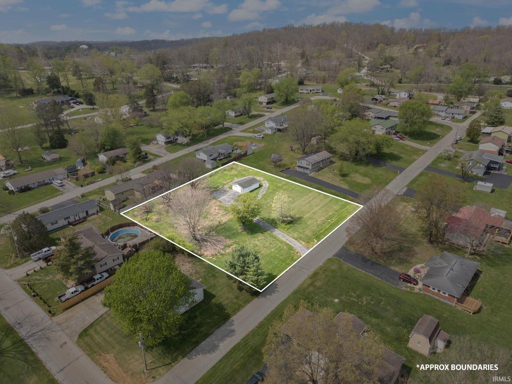 Photo of 1155 E Smith Circle, Paoli, IN 47454 (MLS # 202612807)