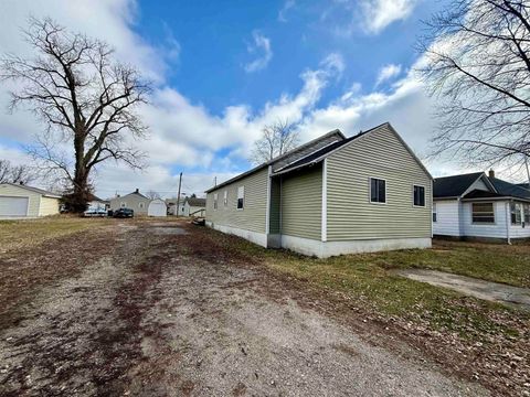 Tiny photo for 904 N Leeds Street, Kokomo, IN 46901 (MLS # 202601393)