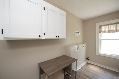 Tiny photo for 402 E 3Rd Street, Brookston, IN 47923 (MLS # 202617327)