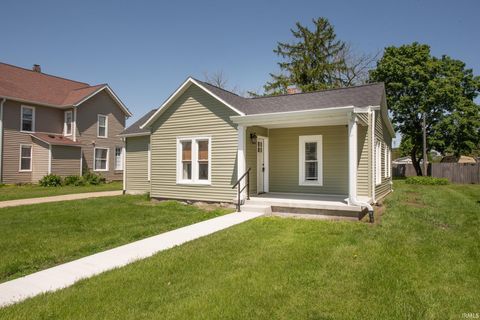 Tiny photo for 402 E 3Rd Street, Brookston, IN 47923 (MLS # 202617327)
