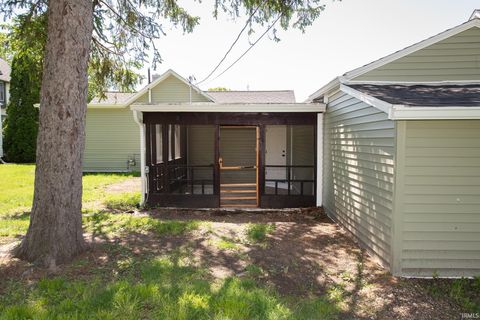 Tiny photo for 402 E 3Rd Street, Brookston, IN 47923 (MLS # 202617327)