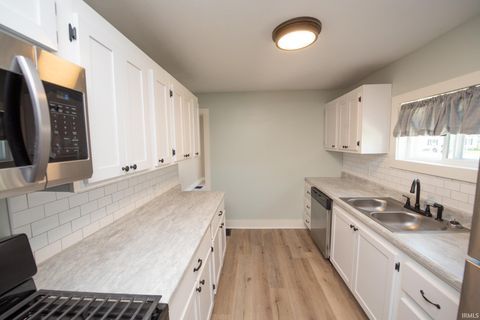 Tiny photo for 402 E 3Rd Street, Brookston, IN 47923 (MLS # 202617327)