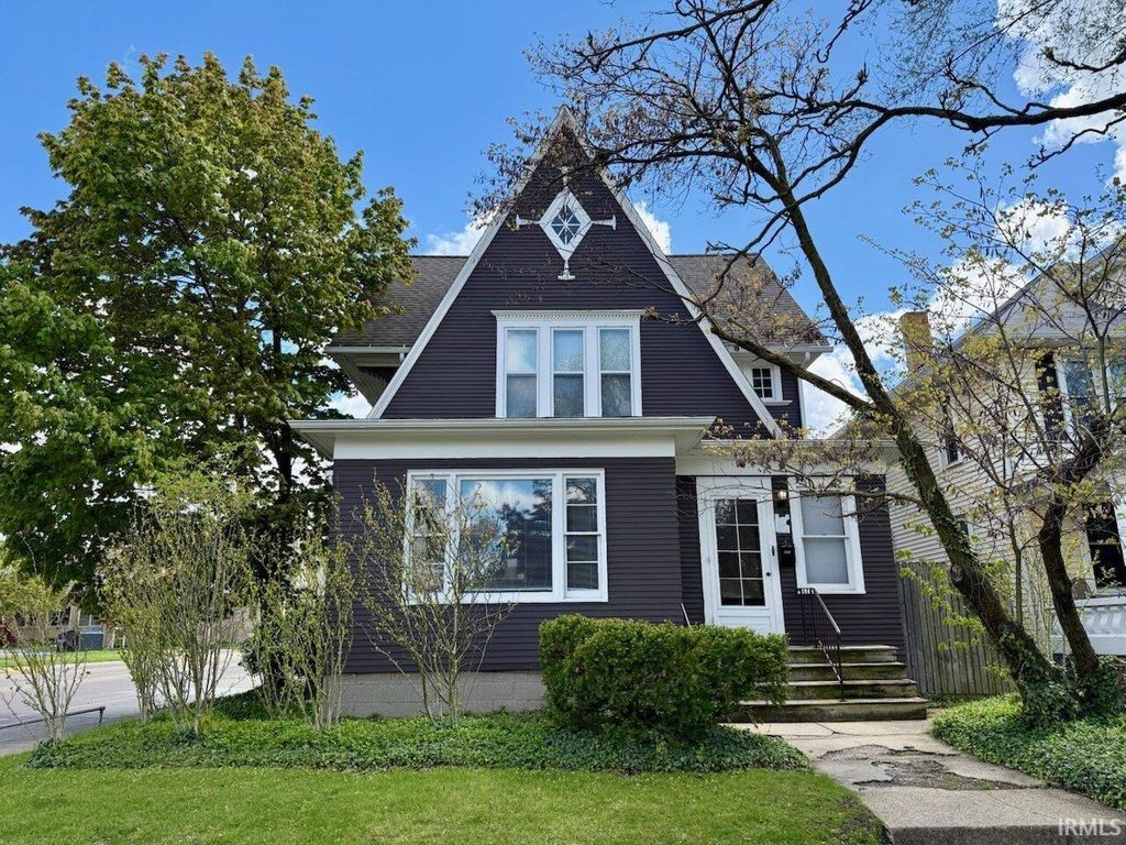 Photo of 301 W Jackson Boulevard, Elkhart, IN 46516 (MLS # 202616683)