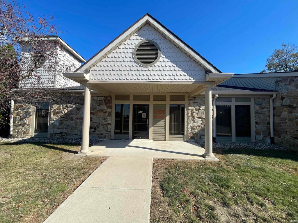 Photo of 4011 W Jefferson Boulevard #suite 225, Fort Wayne, IN 46804 (MLS # 202543687)