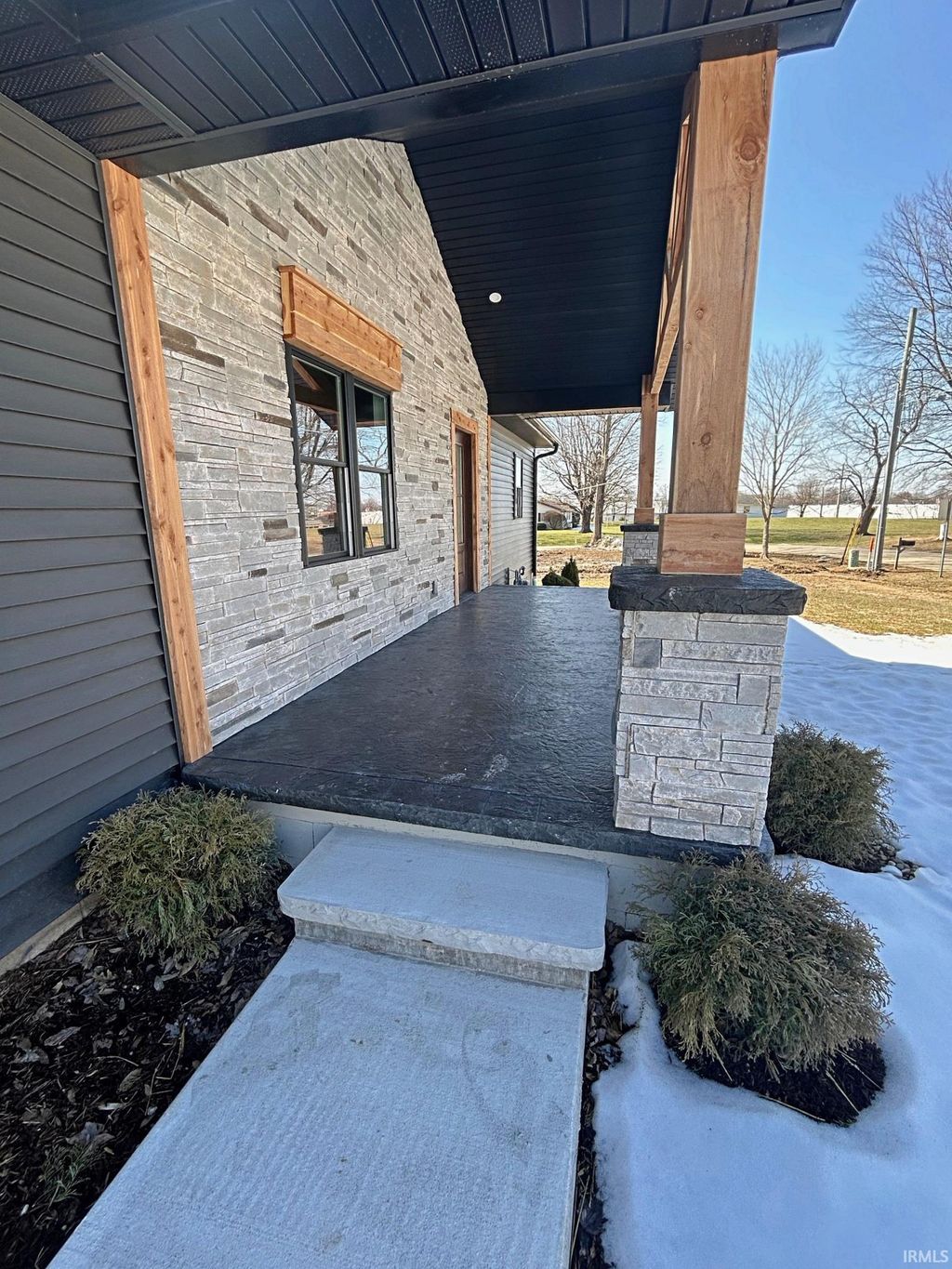 Photo of 309 SE 1st Street, Loogootee, IN 47553 (MLS # 202604850)