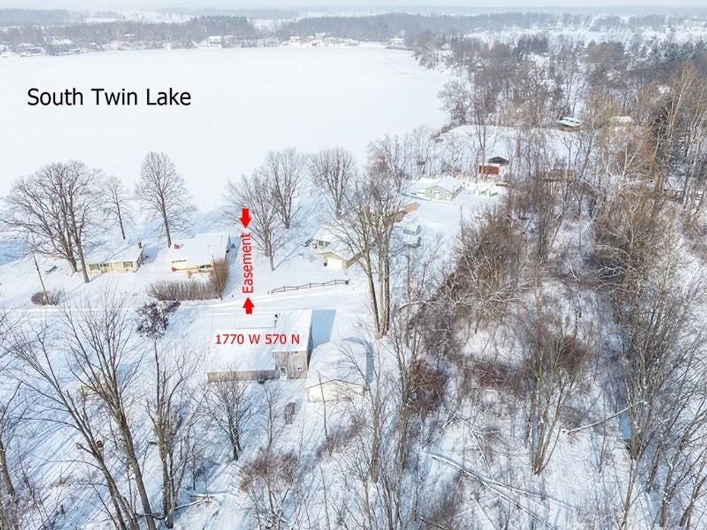 Photo of 1770 W 570 N, Howe, IN 46746 (MLS # 202603018)