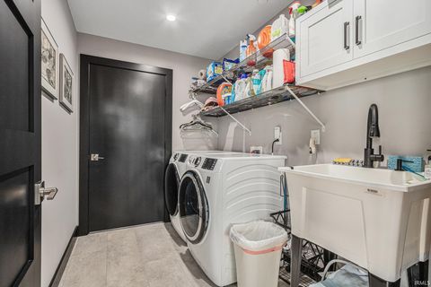 Tiny photo for 950 E Jackson Boulevard #102, Elkhart, IN 46516 (MLS # 202602364)