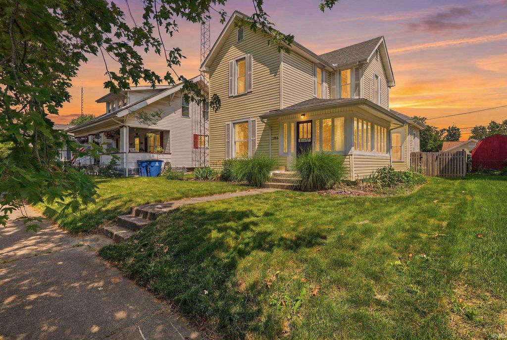 Photo of 1106 W Spencer Avenue, Marion, IN 46952 (MLS # 202626612)