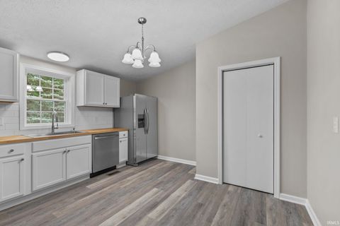 Tiny photo for 101 Clayton Street, Rochester, IN 46975 (MLS # 202627249)