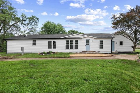 Tiny photo for 101 Clayton Street, Rochester, IN 46975 (MLS # 202627249)
