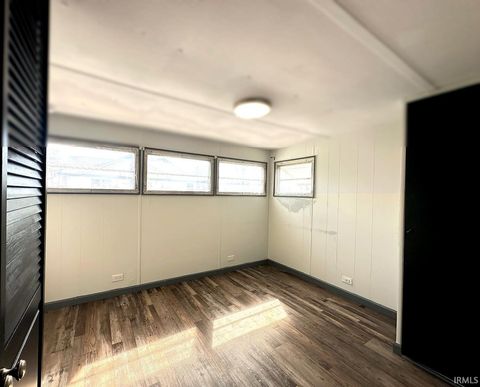 Tiny photo for 3707 Tunnelton Road, Bedford, IN 47421 (MLS # 202609661)