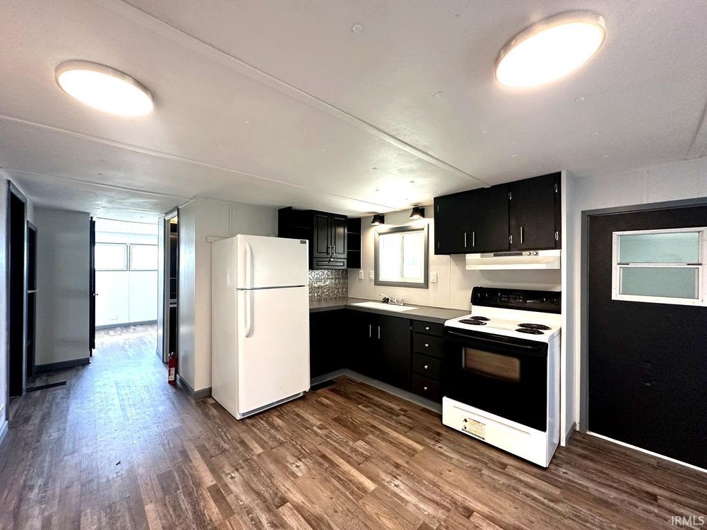 Photo of 3707 Tunnelton Road, Bedford, IN 47421 (MLS # 202609661)