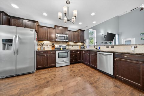 Tiny photo for 1233 Canterview Way, Kokomo, IN 46901 (MLS # 202535678)