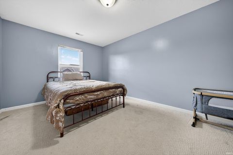 Tiny photo for 1233 Canterview Way, Kokomo, IN 46901 (MLS # 202535678)
